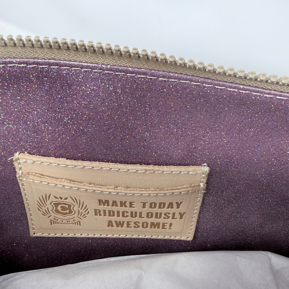 Consuela Downtown Crossbody  Black and Cream - Picture 9 of 9